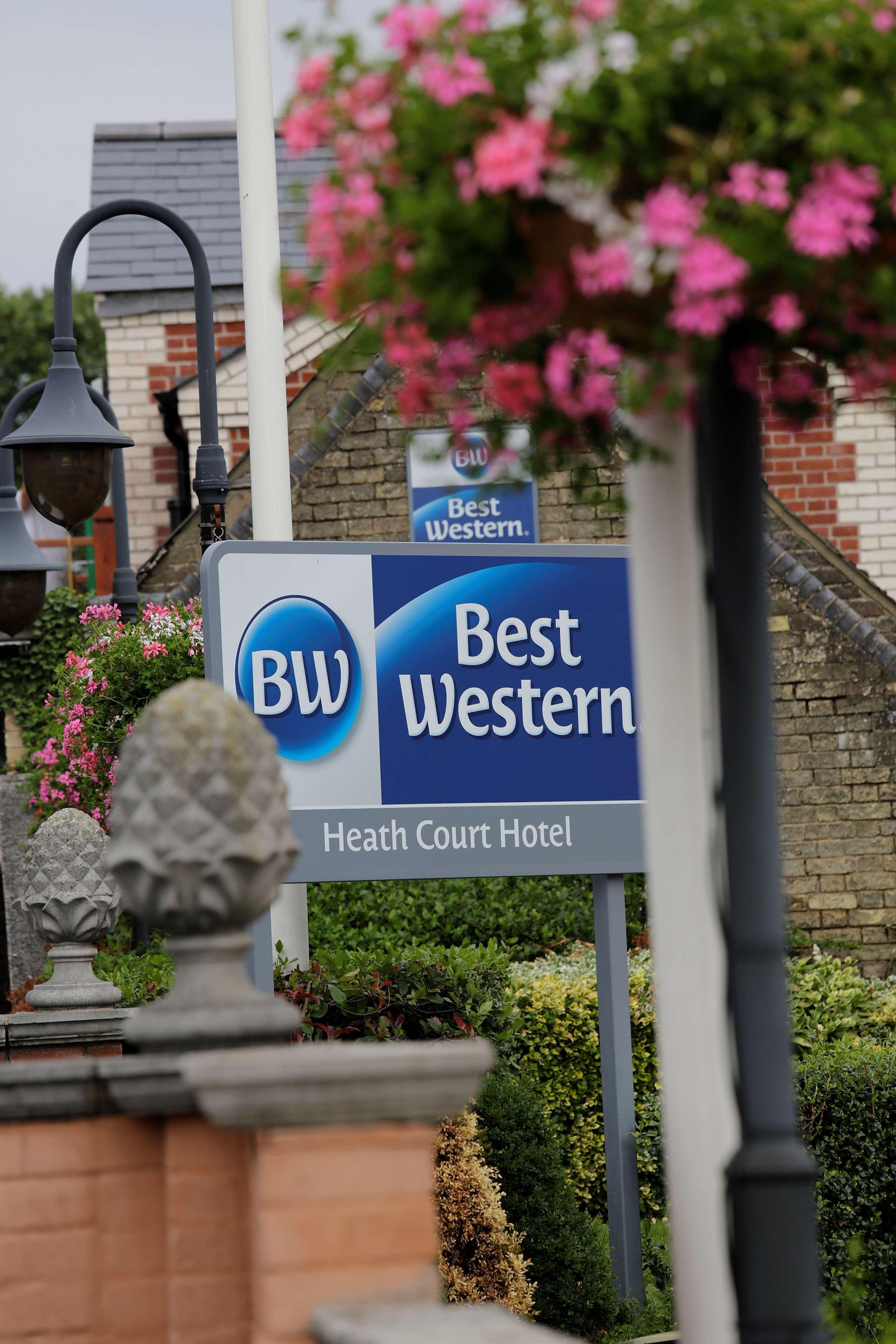 Best Western Heath Court Hotel Newmarket  Exterior photo